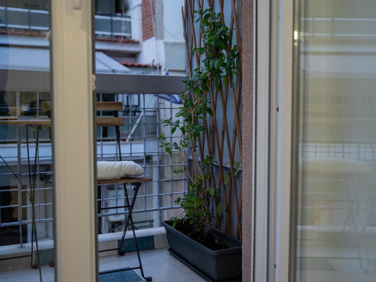 1Bd - Deer Traveler Central Apt Thessaloniki Exterior photo